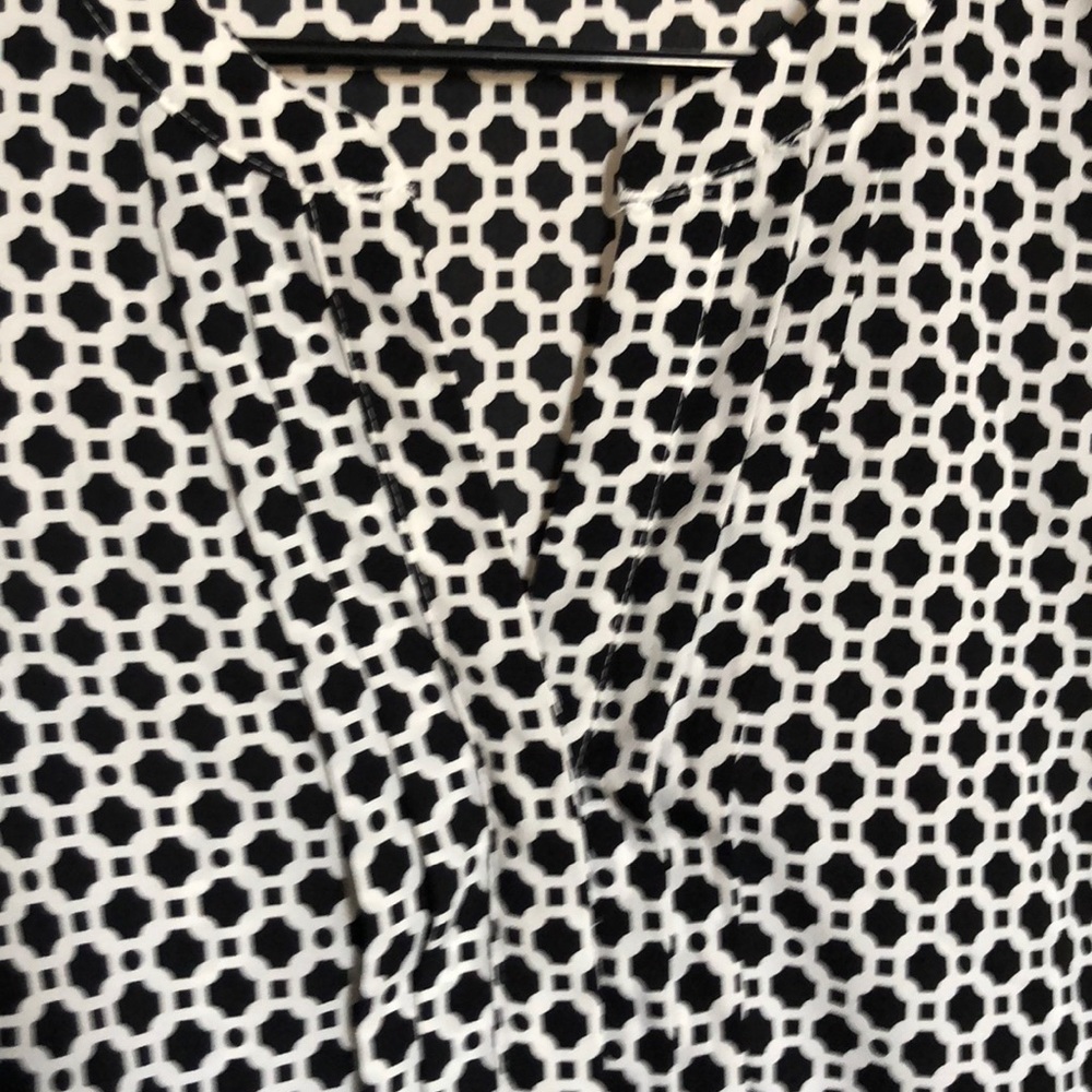 Button down blouse - Picture 2 of 3